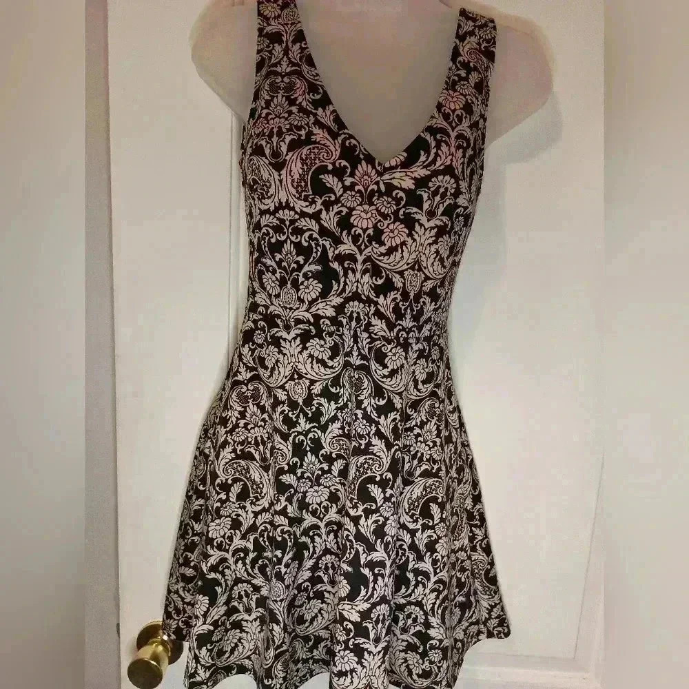 FOREVER 21 Black Cream Whimsigoth Fairycore Midi Party S dress (#763)